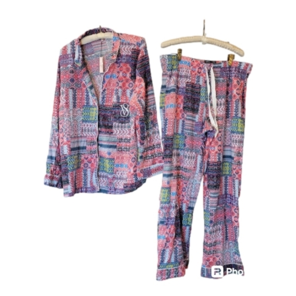 Victoria's Secret Other - NWT 2 pc Victoria's Secret pajama set L